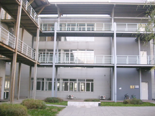 ������ѧ��Ա���˴�ҵ԰���ڳ���칫����������